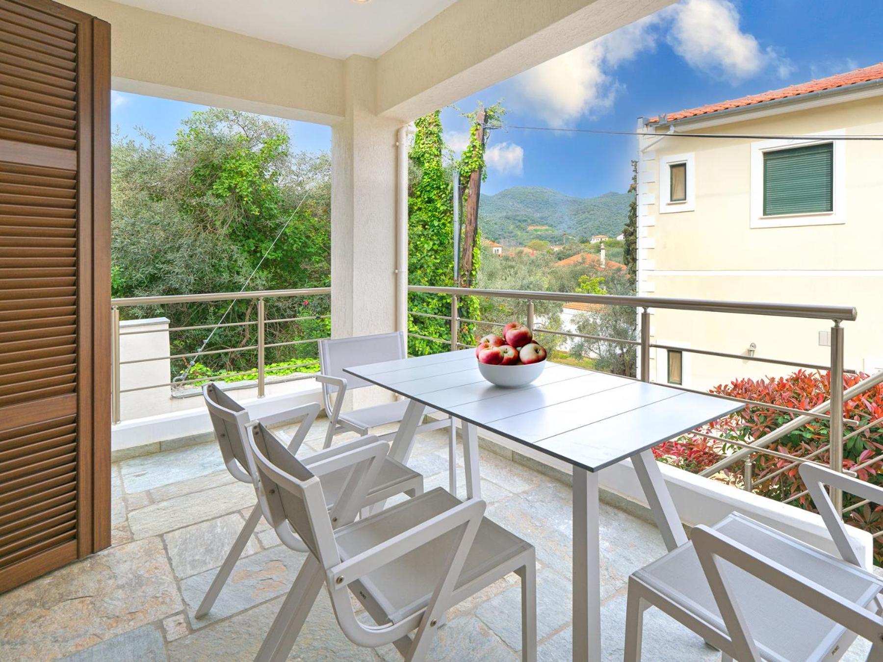 Olivia Sports And Sea Villa Pteleos Exterior photo